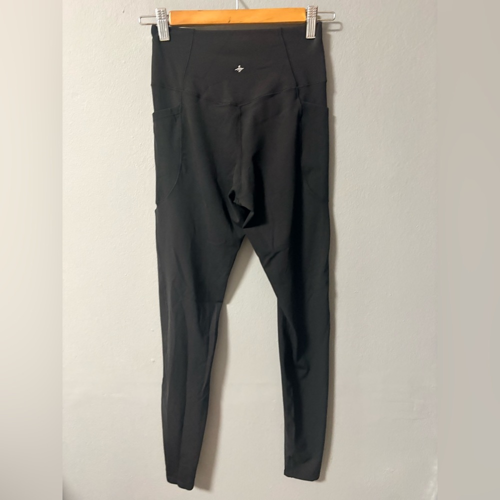 NWT Halara Softlyzero™ Plush Crossover Leggings w… - image 10